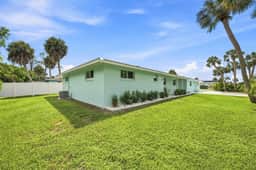 105 A-B Riverview - Image 2