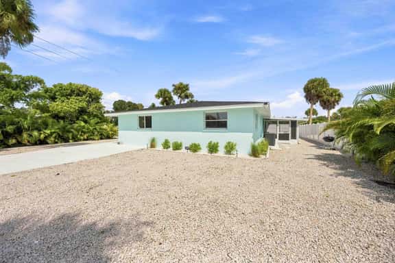 105-B Riverview Ave - Image 1