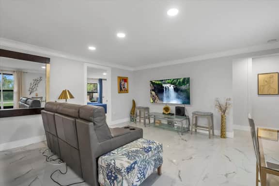 440 Glengary Cir