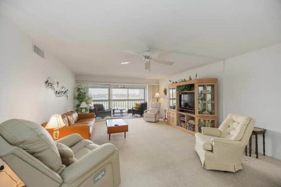 5050 Marianne Key Rd - Image 3