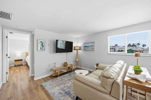 101 E. Riverview Ave - Image 4