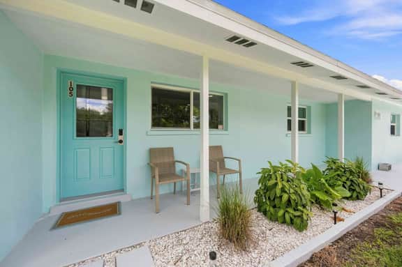 105 A-B Riverview - Image 4