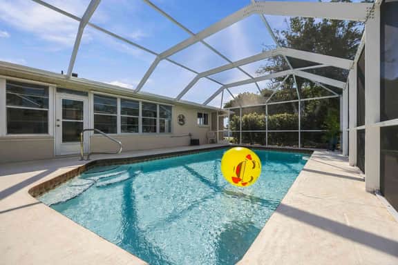 1050 Oleander St. - Image 3